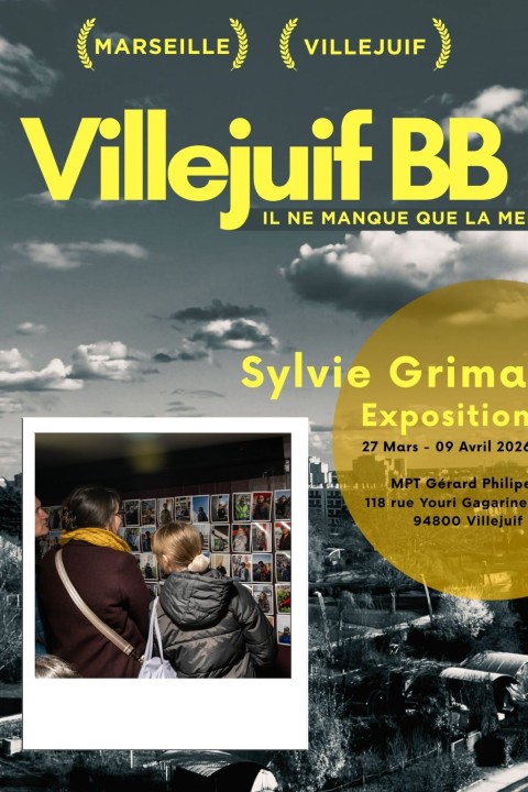Deux villes. Deux ancrages. Un même sentiment d’appartenance.  Entre Villejuif et Marseille, mon regard circule, hésite, se mélange. Ces deux territoires, éloignés géographiquement, se répondent pourtant intimement : ce sont des lieux où je vis, où je reviens, où je me reconnais.  L’exposition se déploie comme une déambulation. Une balade photographique où l’on glisse d’une ville à l’autre sans toujours savoir laquelle l’on traverse. Les paysages urbains se confondent : avenues larges, pieds d’immeubles, lignes d’horizon façonnées par le béton et la lumière.  Mais au cœur de ces images, il y a surtout des présences.  J’ai voulu croiser les regards, aller à la rencontre de celles et ceux qui font battre Villejuif et Marseille. Les photographier là où ils vivent, là où ils marchent, attendent, rêvent.  Dans ces espaces du quotidien qui leur appartiennent, et qu’ils habitent autant qu’ils les transforment. Ces portraits, mis en regard, dessinent un territoire commun — fait de visages, d’histoires et de fragments de vie.   Sylvie Grima, Photographe Exposition "Villejuif BB, il ne manque que la mer" Avril 2026