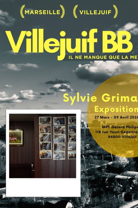 Deux villes. Deux ancrages. Un même sentiment d’appartenance.  Entre Villejuif et Marseille, mon regard circule, hésite, se mélange. Ces deux territoires, éloignés géographiquement, se répondent pourtant intimement : ce sont des lieux où je vis, où je reviens, où je me reconnais.  L’exposition se déploie comme une déambulation. Une balade photographique où l’on glisse d’une ville à l’autre sans toujours savoir laquelle l’on traverse. Les paysages urbains se confondent : avenues larges, pieds d’immeubles, lignes d’horizon façonnées par le béton et la lumière.  Mais au cœur de ces images, il y a surtout des présences.  J’ai voulu croiser les regards, aller à la rencontre de celles et ceux qui font battre Villejuif et Marseille. Les photographier là où ils vivent, là où ils marchent, attendent, rêvent.  Dans ces espaces du quotidien qui leur appartiennent, et qu’ils habitent autant qu’ils les transforment. Ces portraits, mis en regard, dessinent un territoire commun — fait de visages, d’histoires et de fragments de vie.   Sylvie Grima, Photographe Exposition "Villejuif BB, il ne manque que la mer" Avril 2026